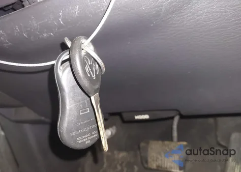 2004 Dodge Ram 1500 Slt/Laramie z USA, uszkodzony, nr VIN 1D7HU18N44S617902